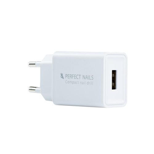 Adaptor de priză universal Perfect Nails 